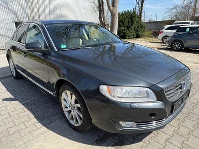 Gebraucht Volvo S80 Momentum 181 PS (133 kW) 2014 Grau Limousine