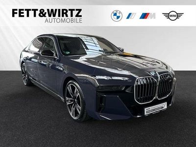 Gebraucht BMW i7 Comfort Edition 484 kW (659 PS) 2023 Bmw individual sepia ii metallic metallic Limousine