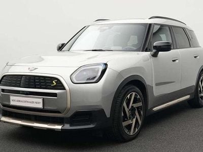 Grau Gebraucht 2024 Mini Countryman Favoured SUV | 39.276 € (Guter Preis)