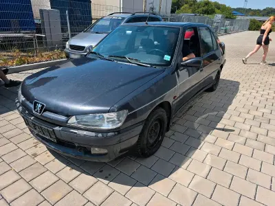 Gebraucht Peugeot 306 89 PS (65 kW) 1999 Grau Limousine