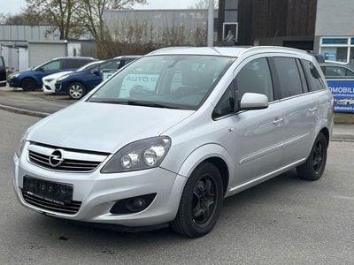 Usata Opel Zafira Design Edition 125 CV (91 kW) 2011 Argento Monovolume