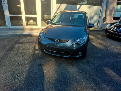 Gebraucht Mazda 2 85 PS (62 kW) 2009 Grau Kleinwagen