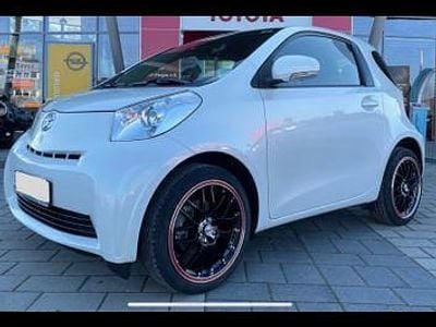 Toyota iQ