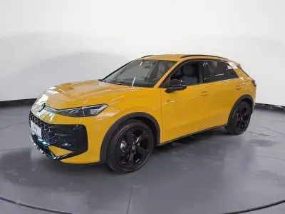 Neu VW T-Roc R-line 150 PS (110 kW) 2026 Gelb SUV