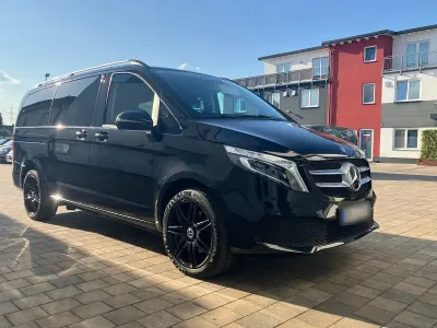 Gebraucht Mercedes V250 AMG 190 PS (139 kW) 2022 Schwarz Van / Kleinbus