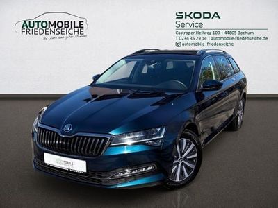 Gebraucht Skoda Superb Style 150 PS (110 kW) 2024 Blau Kombi