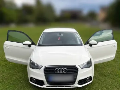 Gebraucht Audi A1 86 PS (63 kW) 2013 Weiß Kleinwagen