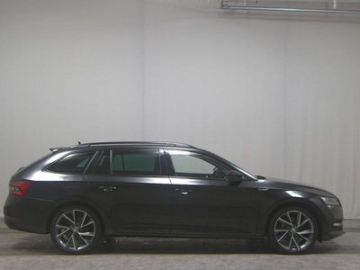 Usata Skoda Superb SportLine 200 CV (147 kW) 2021 Nero Station wagon