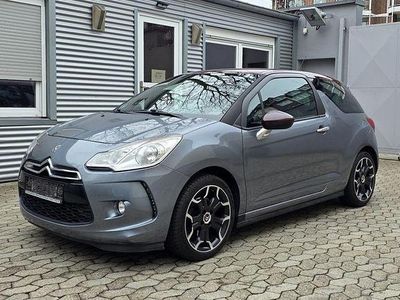 Grau Gebraucht 2010 Citroën DS3 So Chic Coupé | 4.490 € (Fairer Preis)