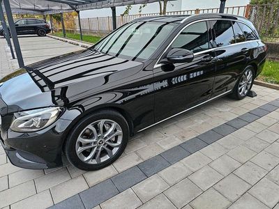 Gebraucht Mercedes C250 Avantgarde 204 PS (150 kW) 2015 Schwarz Kombi