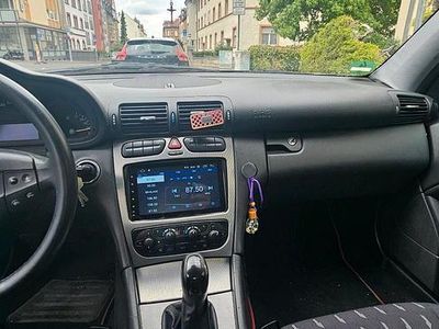 Mercedes C180