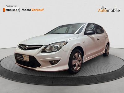 Gebraucht Hyundai i30 Classic 109 PS (80 kW) 2011 Weiß Limousine