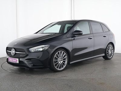 Gebraucht Mercedes B200 AMG line 163 PS (119 kW) 2022 Kosmosschwarz Van / Kleinbus