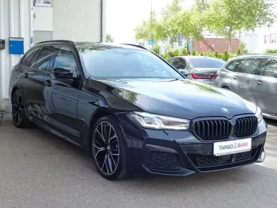 Używany BMW 520 M Sport 190 KM (139 kW) 2023 Czarny Kombi