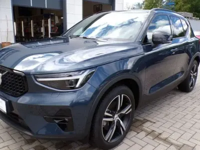 Gebraucht Volvo XC40 Ultra 163 PS (119 kW) 2025 Denim blue SUV