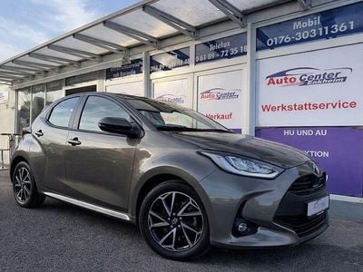 Gebraucht Toyota Yaris Hybrid Team 92 PS (67 kW) 2022 Grau Kleinwagen