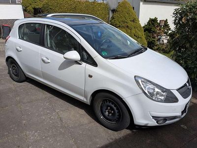 Gebraucht Opel Corsa Innovation 90 PS (66 kW) 2010 Weiß Kleinwagen