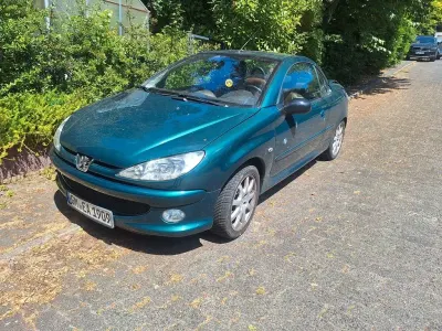 Gebraucht Peugeot 206 CC Roland Garros 109 PS (80 kW) 2005 Grün Cabrio