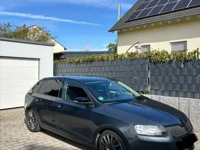 Käytetty Skoda Rapid Style 90 HP (66 kW) 2016 Harmaa Viistoperä