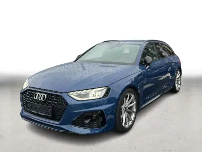 Gebraucht Audi RS4 Ambiente 450 PS (330 kW) 2024 Blau Kombi