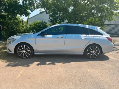 Gebraucht Mercedes CLA200 Shooting Brake 155 PS (114 kW) 2016 Silber Kombi