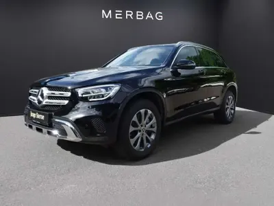 Gebraucht Mercedes GLC300e 194 PS (142 kW) 2021 Schwarz SUV