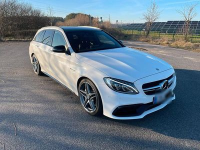 Mercedes C63 AMG