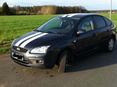 Gebraucht Ford Focus 101 PS (74 kW) 2008 Grau metallic Limousine