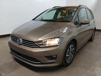 Gebraucht VW Golf VII Sound 110 PS (80 kW) 2017 Gold Limousine