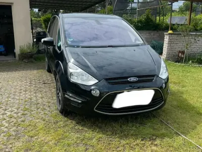 Gebraucht Ford S-MAX S 140 PS (102 kW) 2013 Schwarz Van / Kleinbus