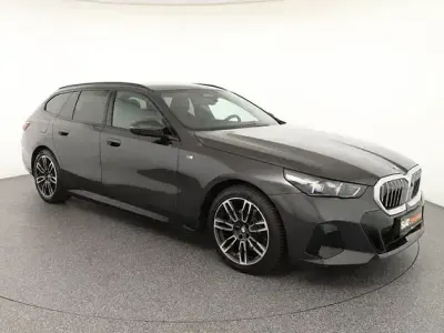 Używany BMW 520 M Sport 190 KM (139 kW) 2025 Szary Kombi