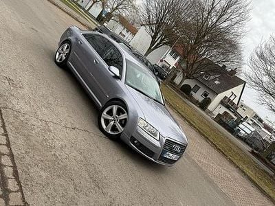 Gebraucht Audi A8 232 PS (170 kW) 2007 Grau Limousine