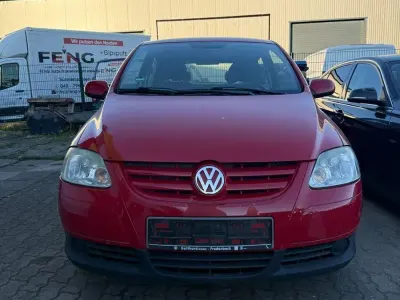 Używany VW Fox 54 KM (39 kW) 2007 Czerwony Hatchback