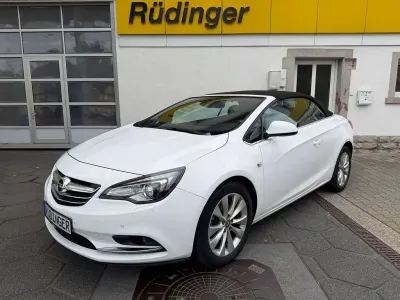 Gebraucht Opel Cascada Innovation 170 PS (125 kW) 2013 Schneeweiss/summitwhite/arctic Cabrio