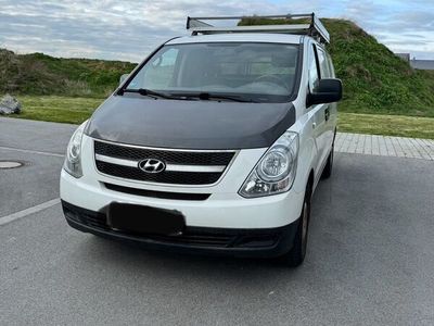 Hyundai H-1