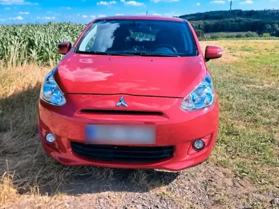 Gebraucht Mitsubishi Space Star 80 PS (58 kW) 2016 Rot Kleinwagen
