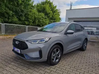 Używany Ford Kuga ST-Line 190 KM (139 kW) 2025 Srebrny SUV