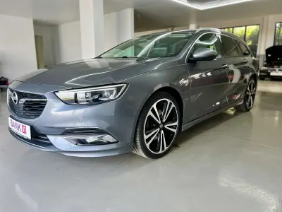 Gebraucht Opel Insignia Dynamic 170 PS (125 kW) 2017 Licht grau m2 Kombi
