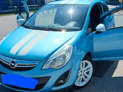 Używany Opel Corsa S 87 KM (63 kW) 2011 Niebieski Hatchback