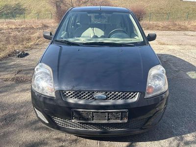 Gebraucht Ford Fiesta Ambiente 60 PS (44 kW) 2007 Schwarz Kleinwagen