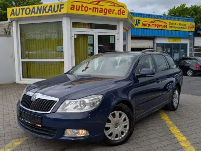 Usado Skoda Octavia 105 CV (77 kW) 2013 Azul Berlina