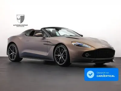 Gebraucht Aston Martin Vanquish 604 PS (444 kW) 2018 Satin solar bronze Kombi