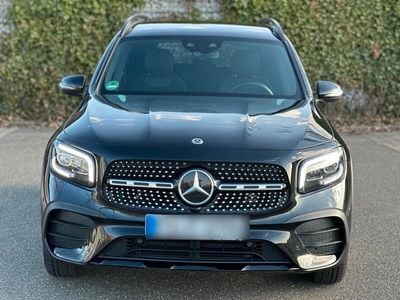 Mercedes GLB200