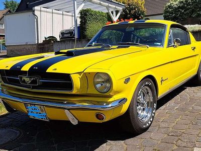 Gebraucht Ford Mustang Fastback 271 PS (199 kW) 1965 Gelb