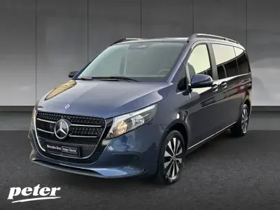 Używany Mercedes V220 163 KM (119 kW) 2024 Niebieski Minivan