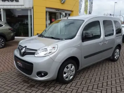 Begagnad Renault Kangoo Experience 114 HK (83 kW) 2018 Grå Minibuss