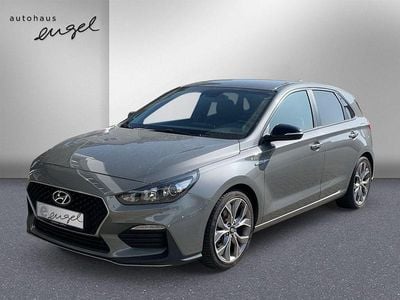Gebraucht Hyundai i30 N Line 140 PS (102 kW) 2019 Olivine grey Limousine