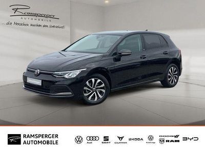 Gebraucht VW Golf VIII Active 150 PS (110 kW) 2022 Schwarz Limousine
