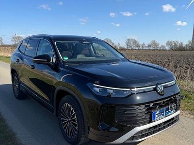 Gebraucht VW Tayron Life 150 PS (110 kW) 2025 Schwarz SUV