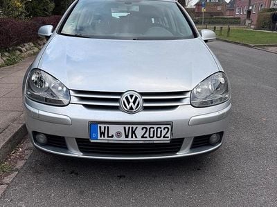 Usata VW Golf IV 102 CV (75 kW) 2003 Argento Berlina